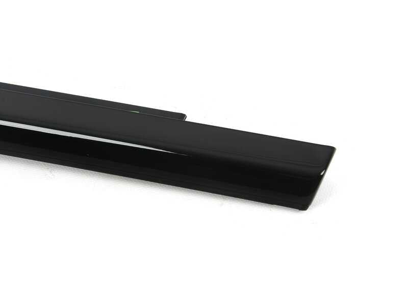 External cover of the right front door OEM 51337482858 for BMW G42, G87. Original BMW.