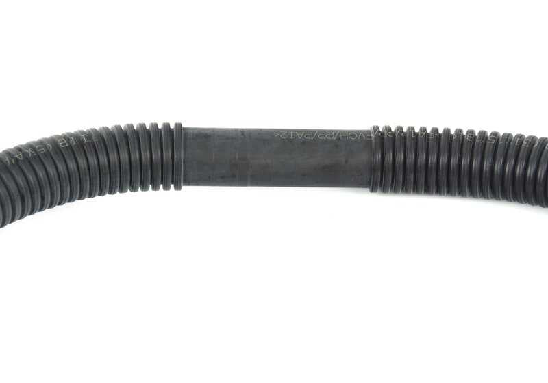 OEM -Kraftstofffüllrohr 16137161709 für BMW E90, E92, E93 (328i mit N51 -Motor). Original BMW.