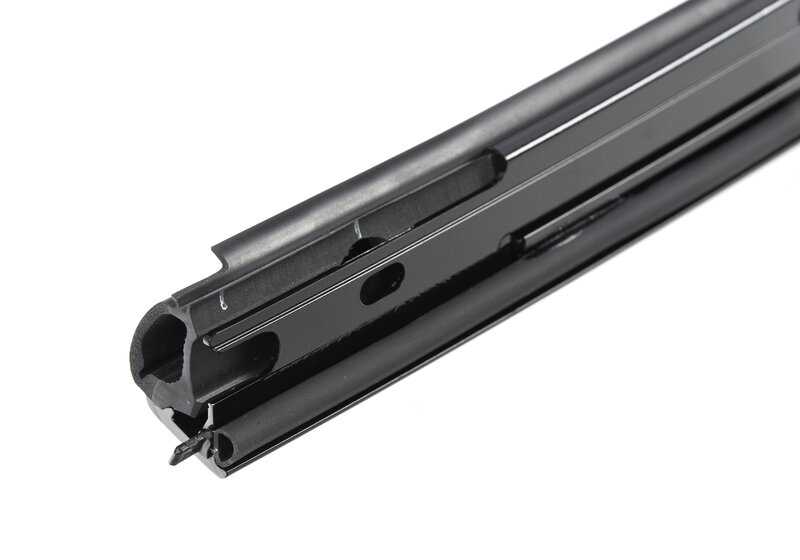 Moldura Shadowline lateral derecha OEM 51337482862 para BMW G42 y G87. Original BMW.