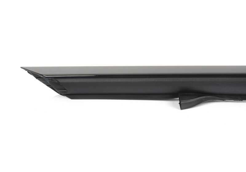 You read from the left side frame OEM 51337482861 for BMW G42, G87. Original BMW.