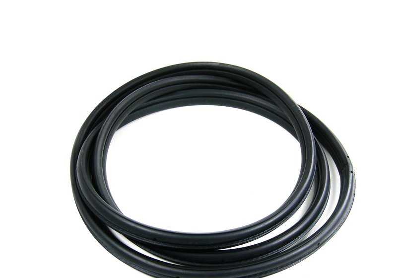 Cantonera delantera izquierda OEM 51723451665 para BMW X3 E83, X3 E83 LCI. Original BMW.