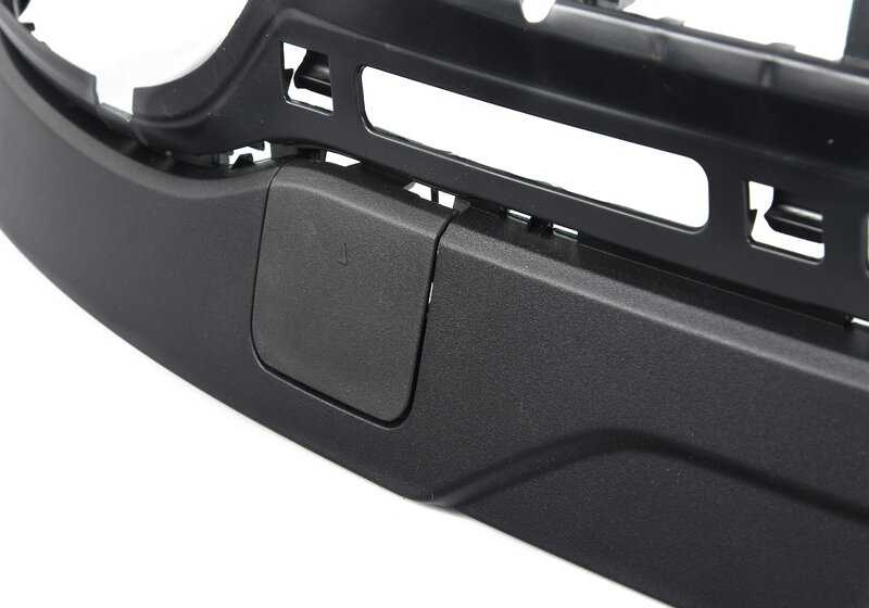 Embellecedor trasero parachoques OEM 51127413501 para BMW X6 F16 (xDrive28i, xDrive30d, xDrive35i, xDrive40d, xDrive50i). Compatible con modelos de 2014 a 2019. Original BMW.