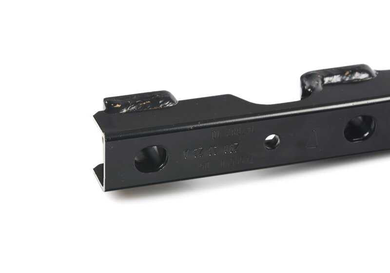 Barra de refuerzo (Domstrebe) OEM 51617455550 para BMW F40, F44 y MINI F54. Refuerzo de carrocería original BMW y MINI.