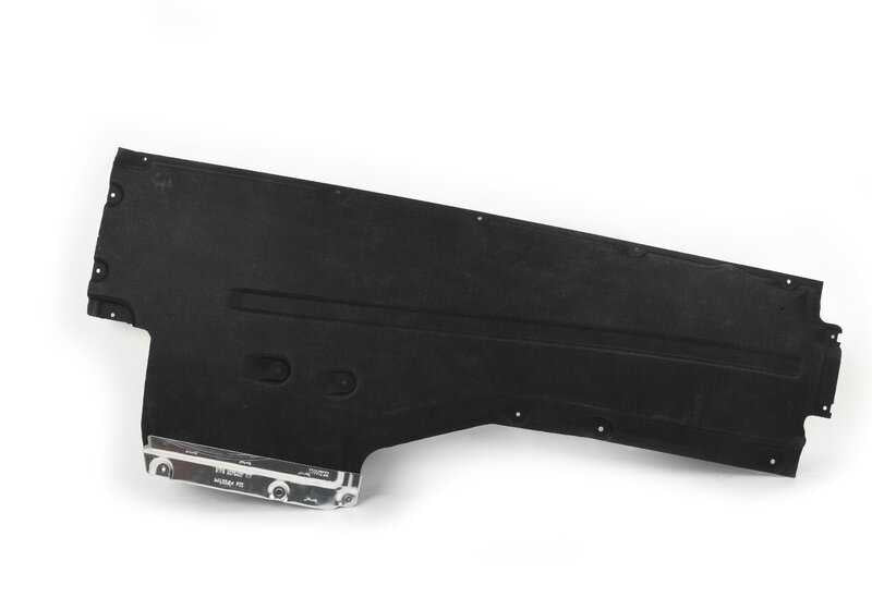 Protector inferior lateral derecho OEM 51618079407 para BMW F93. Original BMW.