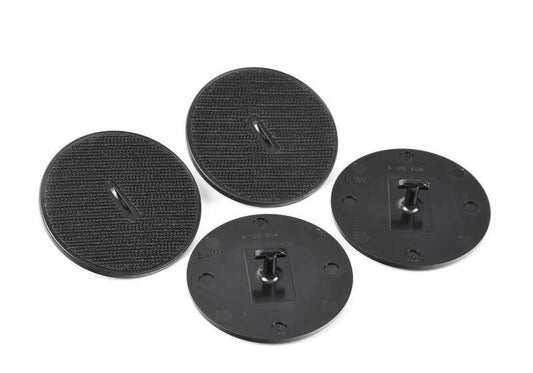 Os tapetes dianteiros impermeáveis OEM 51472473240 para BMW G20, G20N, G21, G21N, G22, G22N, G23, G23N, G26, G26N. BMW original.