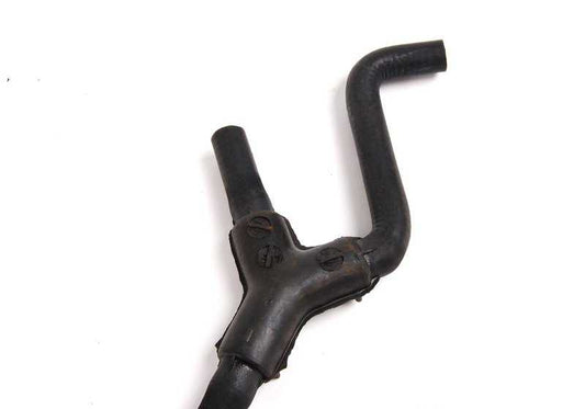 Tubo di ventilazione OEM 17111702800 per BMW E32. BMW originale.