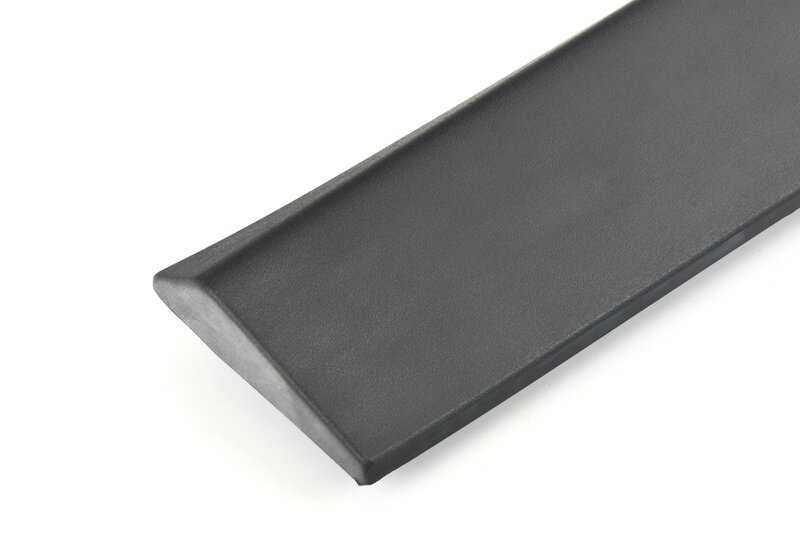 Modanatura protettiva La porta anteriore sinistra OEM 51137388225 per BMW X3 G01. BMW originale.