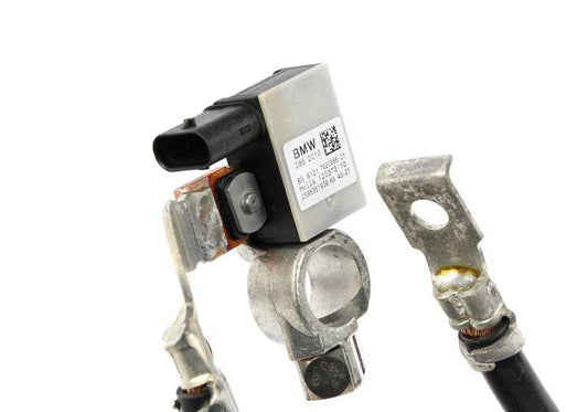 Cable de batería negativo OEM 61217620566 para BMW E63, E64. Original BMW.