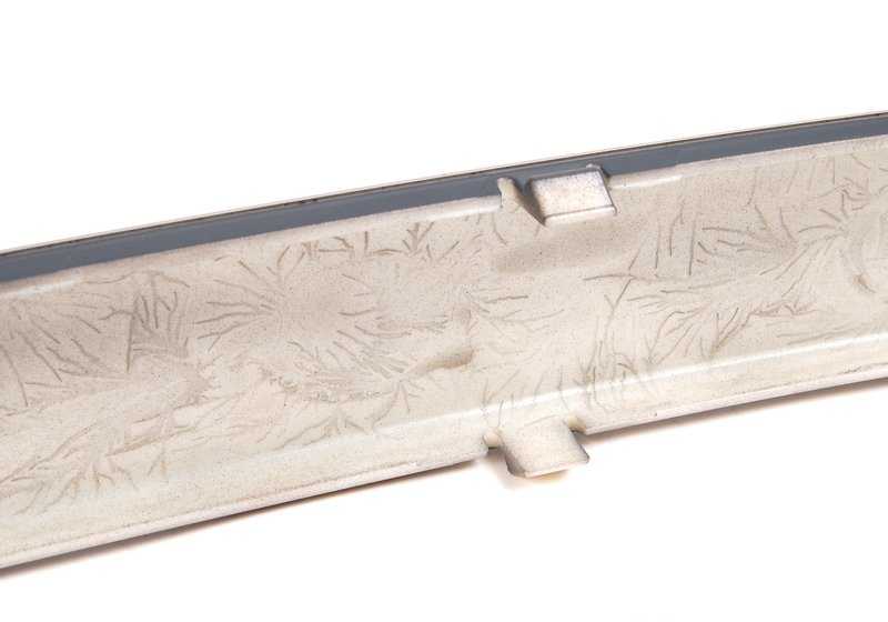 Moldura paragolpes delantera derecha imprimada OEM 51117005958 para BMW E39 (520d, 520i) todos los modelos compatibles. Repuesto original BMW.