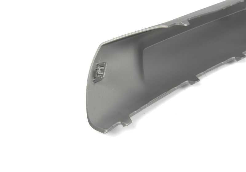 Embellecedor inferior del parachoques delantero OEM 51115A0DB81 para BMW X1 U11 y U12. Pieza original BMW.