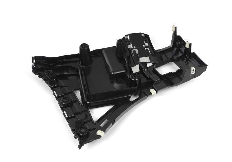 Soporte lateral trasero derecho OEM 51129451030 para BMW G01, G02. Original BMW.