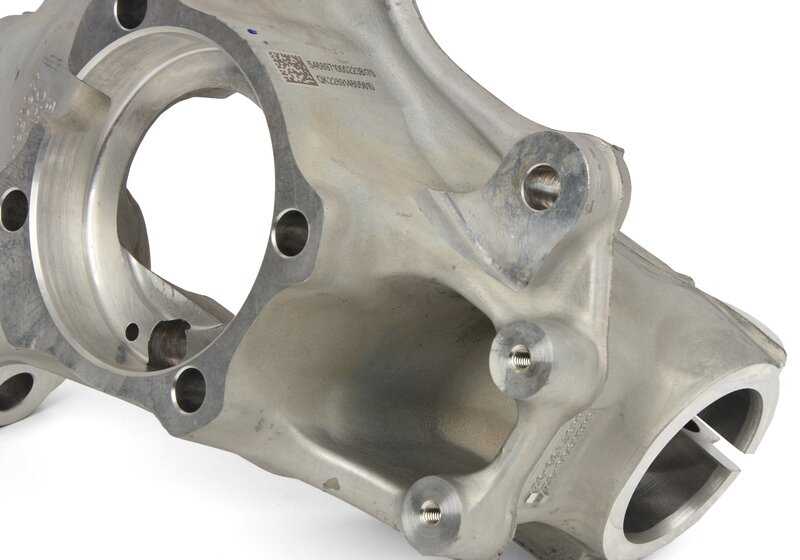 Mangueta de suspensión con corrección de caída derecha OEM 31206897100 para BMW G42. Original BMW.
