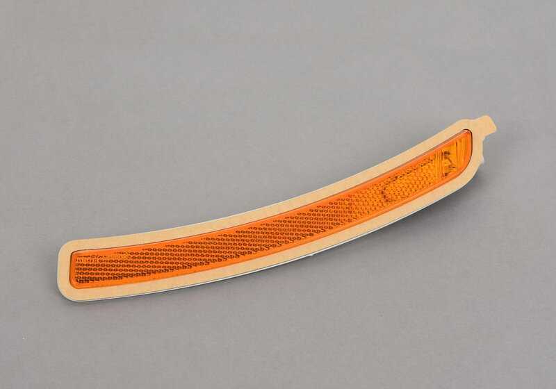 Luz de posición lateral delantera derecha OEM 63147310776 para BMW I12, I12N, I15. Original BMW.