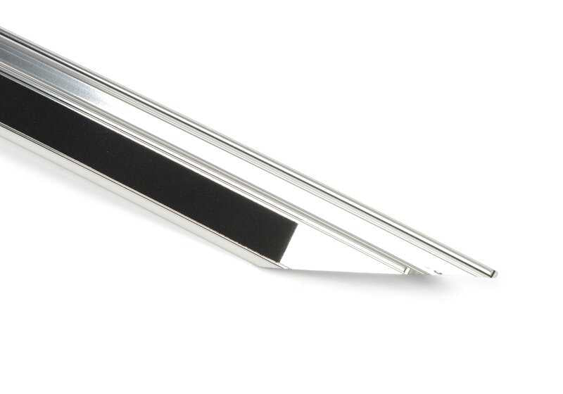 Sellado pilar A izquierdo OEM 51767279767 para BMW F33, F33N. Original BMW.