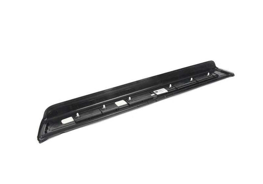 Embellecedor entrada de puerta diseño M OEM 51478051706 para BMW F13, F13N. Aporta un toque deportivo original BMW. Compatible con modelos de 6ª serie coupe. Pieza original BMW.