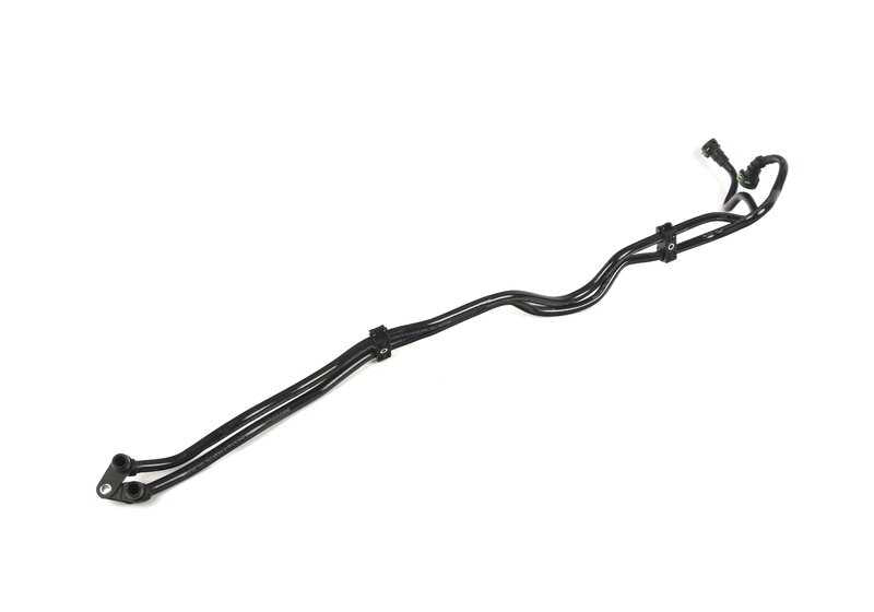 Tubo de refrigeración de aceite de cambio OEM 17227601755 para BMW F25 y F26. Repuesto original BMW.