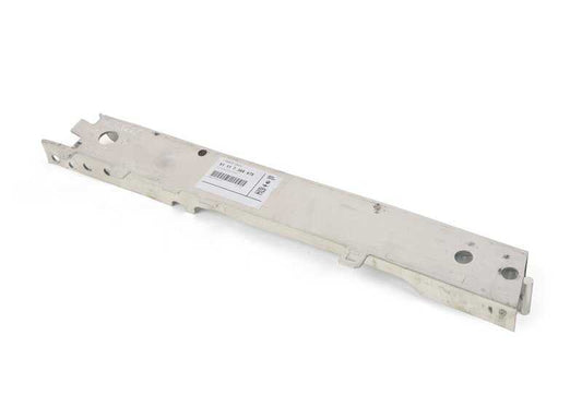 Adaptador inferior izquierdo OEM 51117368478 para MINI F56, F54, F60, BMW X1 F48, X2 F39 y más. Original MINI.