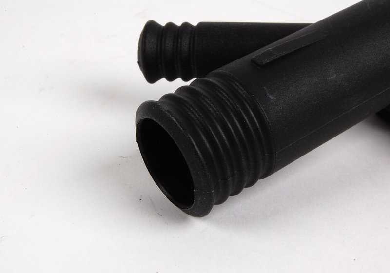 Conector de refrigerante OEM 11531739208 para BMW E36 y E34. Pieza original BMW.