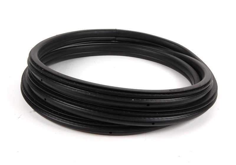 Cantonera trasera OEM 51723449349 para BMW X3 E83, X3 E83 LCI. Original BMW.