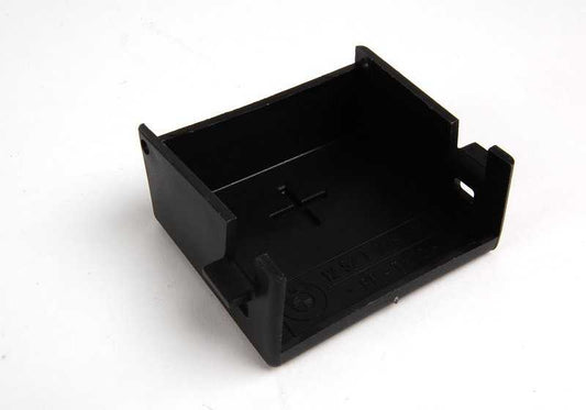 Tapa conector positivo batería OEM 12521736072 para BMW E34, E32, E31. Pieza original BMW.