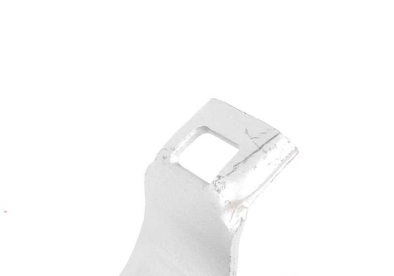 Soporte del sistema de escape OEM 18201437655 para BMW E39 520i, 523i y 528i con motor M52 y cambio automático. Modelos fabricados entre 1995 y 2003. Pieza original BMW.