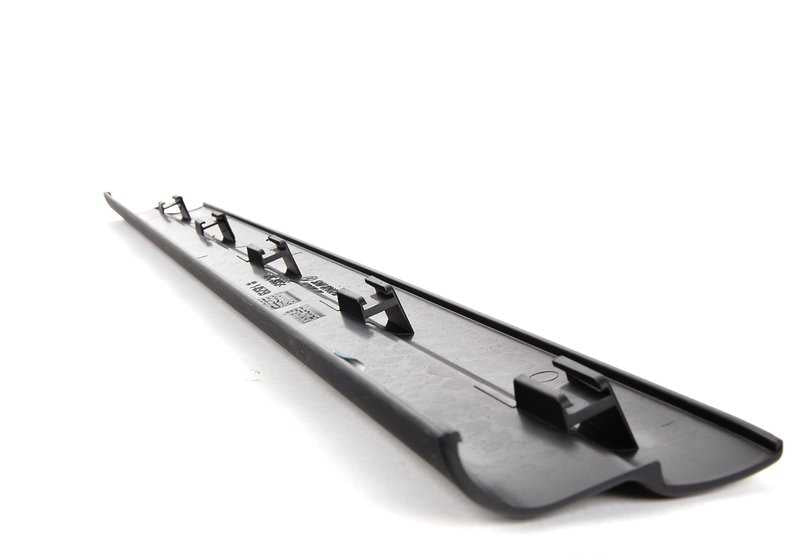 Embellecedor de umbral de puerta delantera izquierda OEM 51477014607 para BMW E65, E66. Original BMW.