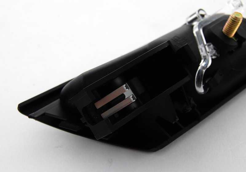 Manilla interior izquierda iluminada OEM 51427000233 para BMW E53. Original BMW.