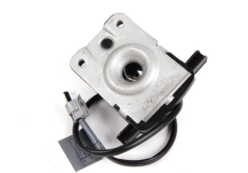Cierre inferior del capó OEM 51237893575 para BMW E46. Original BMW.