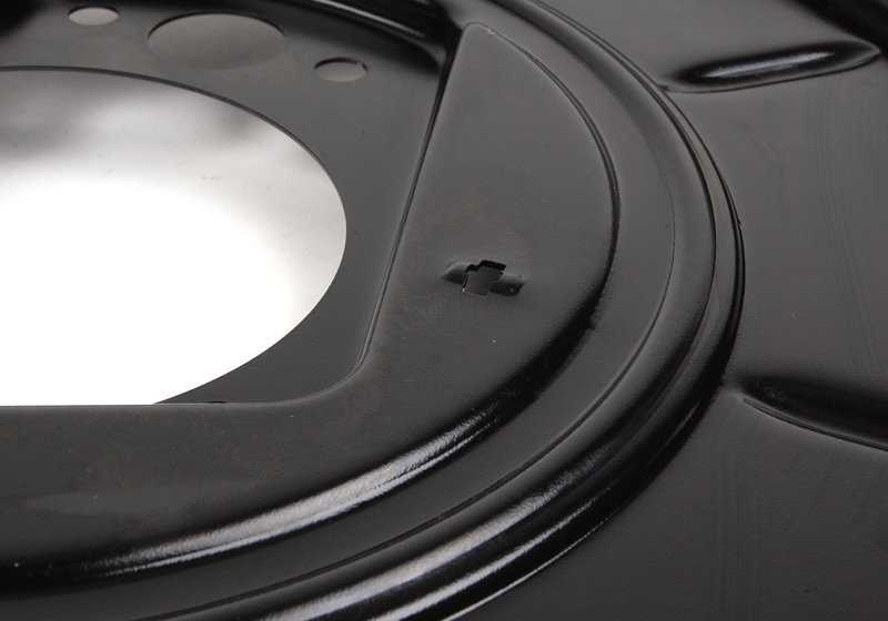 Protector de freno trasero derecho OEM 34212227780 para BMW E34. Pieza original BMW.