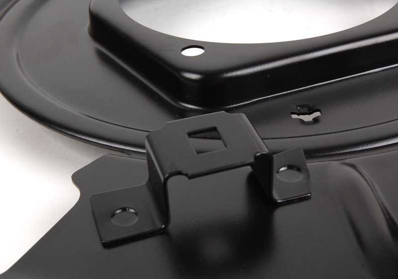 Protector de freno trasero derecho OEM 34212227780 para BMW E34. Pieza original BMW.