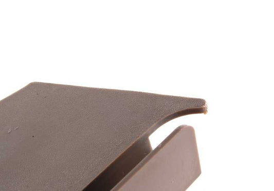 Moldura entrada puerta derecha OEM 51478151398 para BMW E36 {316i, 318is, 320i}. Color pergamino oscuro. Recambio original BMW.