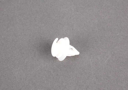 Clip sujeción interior OEM 51411973500 para BMW E36,E46,E34,E39,E38,E53,E70,F15,F85,E71,E72,Z3,E52. Válido para molduras interiores y paneles puerta. Original BMW.