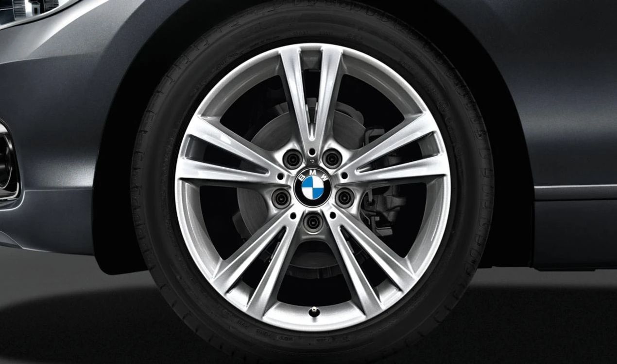 Llanta de aleación diseño Doble Radio 385 7,5x18 ET45 OEM 36116796212 para BMW F20, F21, F22, F23. Original BMW.