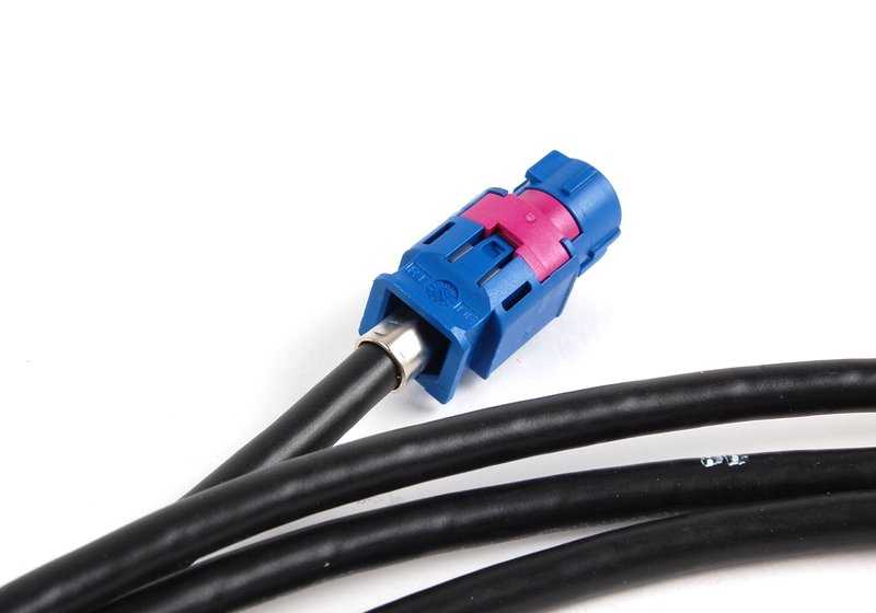 Cabo do conector USB para o cubo OEM 61119202749 para BMW E81, E82, E87, E88, E90, E91, E92, E93, E84. Comprimento 2210 mm. BMW original.