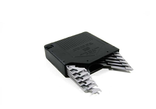 Cargador de CD original OEM 65128375836 para BMW Serie 7 E38 (todos los modelos compatibles). Cambiador de 6 discos para radio original BMW. Original BMW.