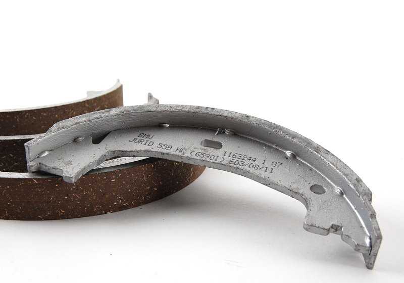 Juego de reparación de zapatas de freno OEM 34416761291 para BMW (Modelos compatibles: E81, E82, E87, E88, F20, F21, F22, F23, E46, E90, E91, E92, E93, F30, F31, F32, F36, E85, E86). Original BMW.