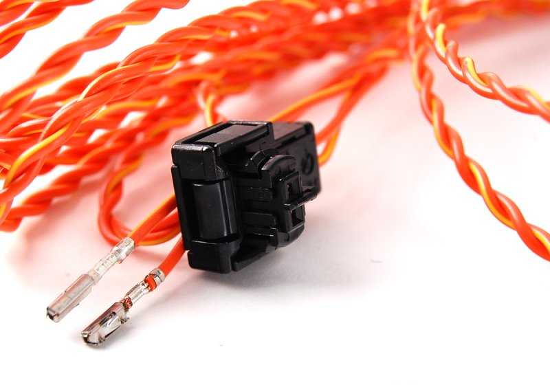 Cable de reparación borne batería/control unidad OEM 61129130178 para BMW E81, E82, E87, E88, E90, E91, E92, E93, E60, E61, E63, E64. Original BMW.