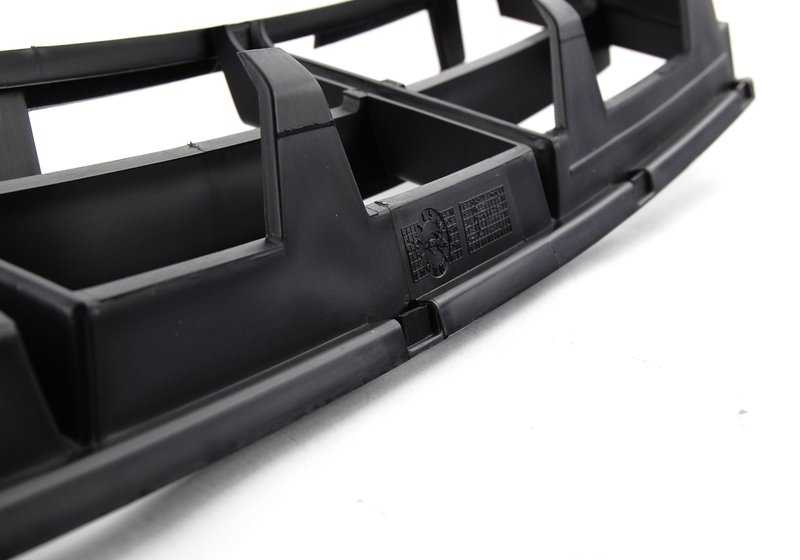 Rejilla delantera abierta OEM 51118235671 para BMW Serie 5 E39 (520d, 520i) modelos de 1996 a 2003. Pieza original BMW.