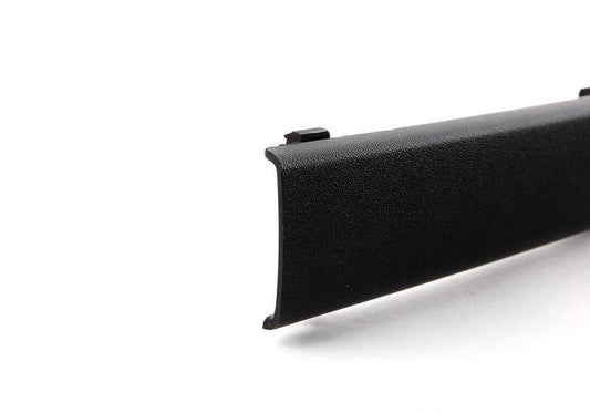 Right front barage molding OEM 51118159352 for BMW E39 520d, 520i. Compatible with models made between 1996 and 2003. Original BMW.