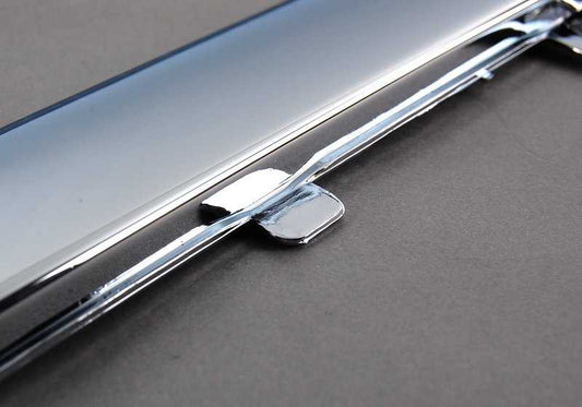 Central Blende for BMW Series 7 E32 (OEM 51121908074). Genuine BMW.