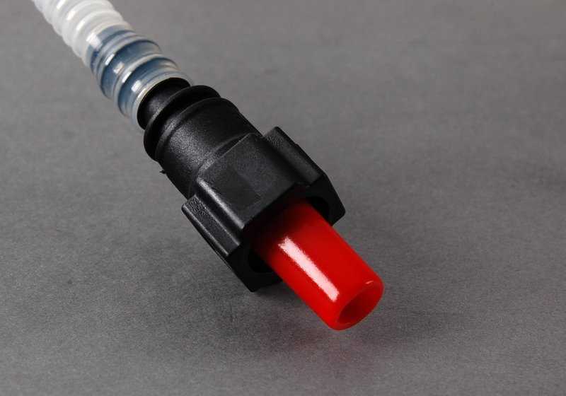 Filtro de combustível com regulador de pressão OEM 16146766158 para BMW X3 E83. BMW originais.