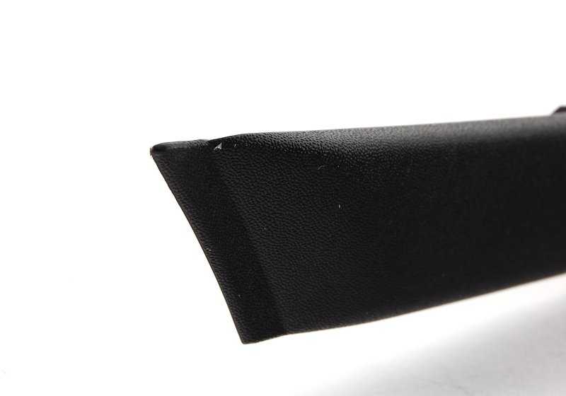 Moldura parachoques trasero izquierdo OEM 51128159377 para BMW E39 {520d, 520i, 523i en todas sus variantes}. Original BMW.