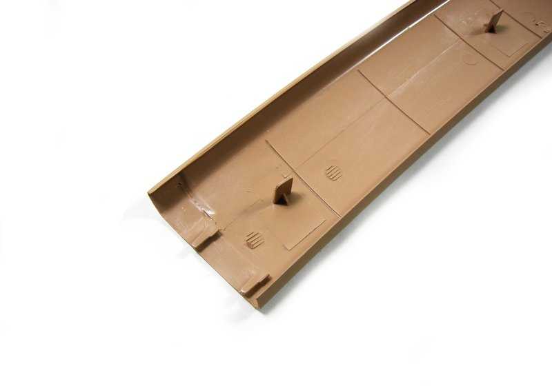 Revestimiento interior superior del portón trasero OEM 51498215305 para BMW E39. Original BMW.