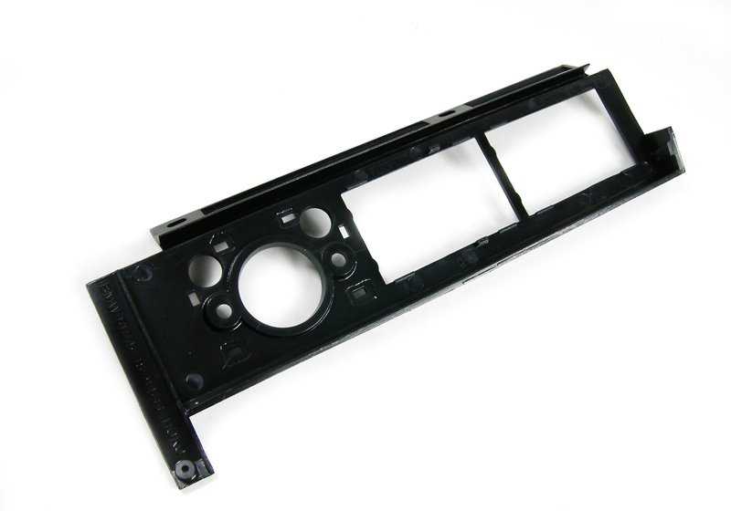 OEM switch support 51451879533 for BMW 5 E28 Series (all compatible models). Original BMW piece.
