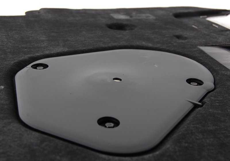 Cubierta inferior central OEM 51757019869 para BMW E60, E61, E63, E64. Protección del motor y bajos. Repuesto original BMW.