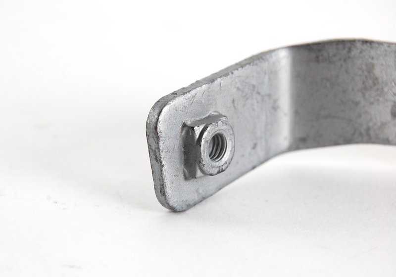 Soporte lateral derecho del parachoques delantero OEM 51113414744 para BMW E83. Original BMW.