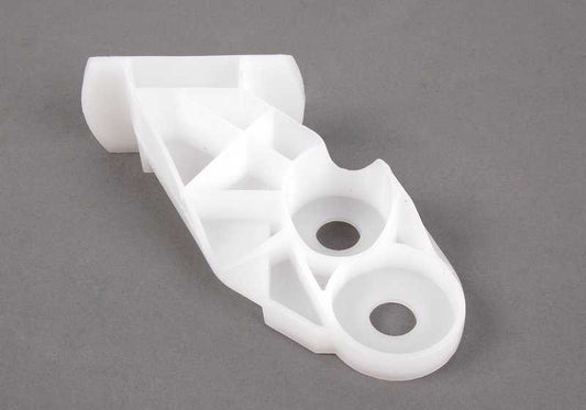 Soporte lateral derecho OEM 51118195296 para BMW E46. Pieza original para kit aerodinámico M y variantes de revestimiento delantero. Compatible solo con BMW E46. Original BMW.
