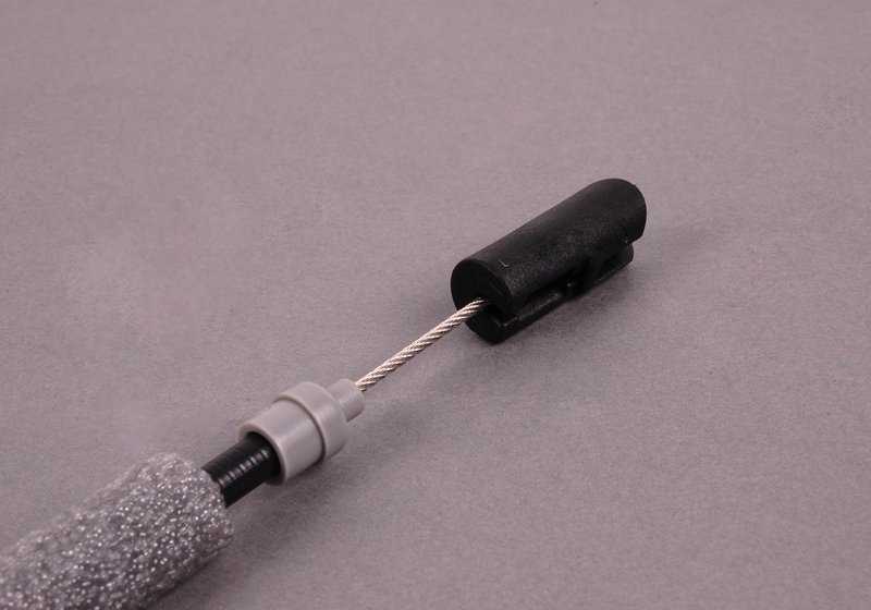 Appel intérieur Opertura OEM 51217038061 pour BMW Z4 E85, E86. Compatible avec le système d'ouverture de l'intérieur de la porte. Remplacement BMW d'origine.
