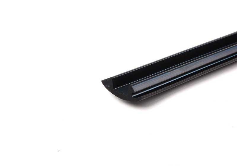 Barres de toit OEM 82710403104 pour BMW E81, E87, E90. BMW d'origine.