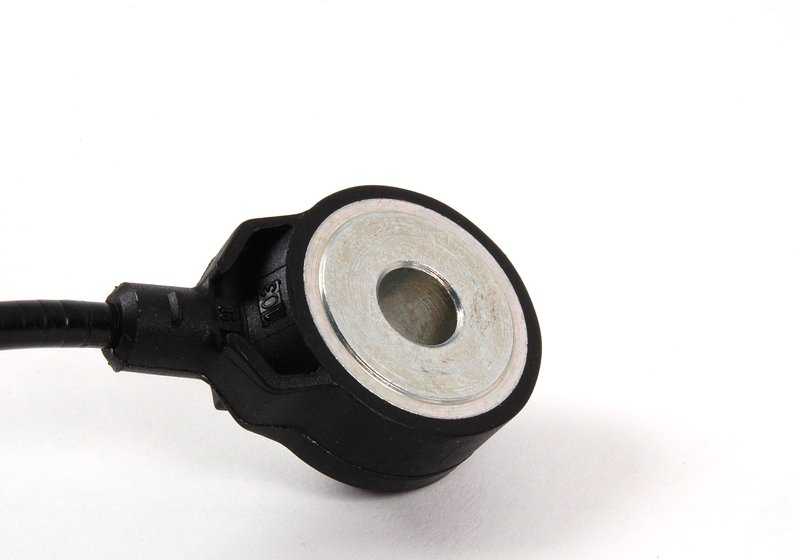 Knock Sensor for BMW 5 Series E39, E60, E61, 6 Series E63, E64, 7 Series E38, E65, X5 E53, E70, Z8 E52 (OEM 13627568421). Original BMW